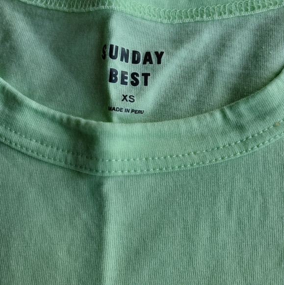 Aritzia sunday best green t shirt - Picture 3 of 3